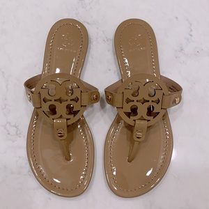 Miller Sandal
TORY BURCH